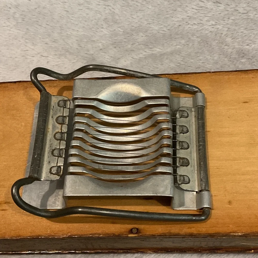 Vintage Metal Egg Slicer